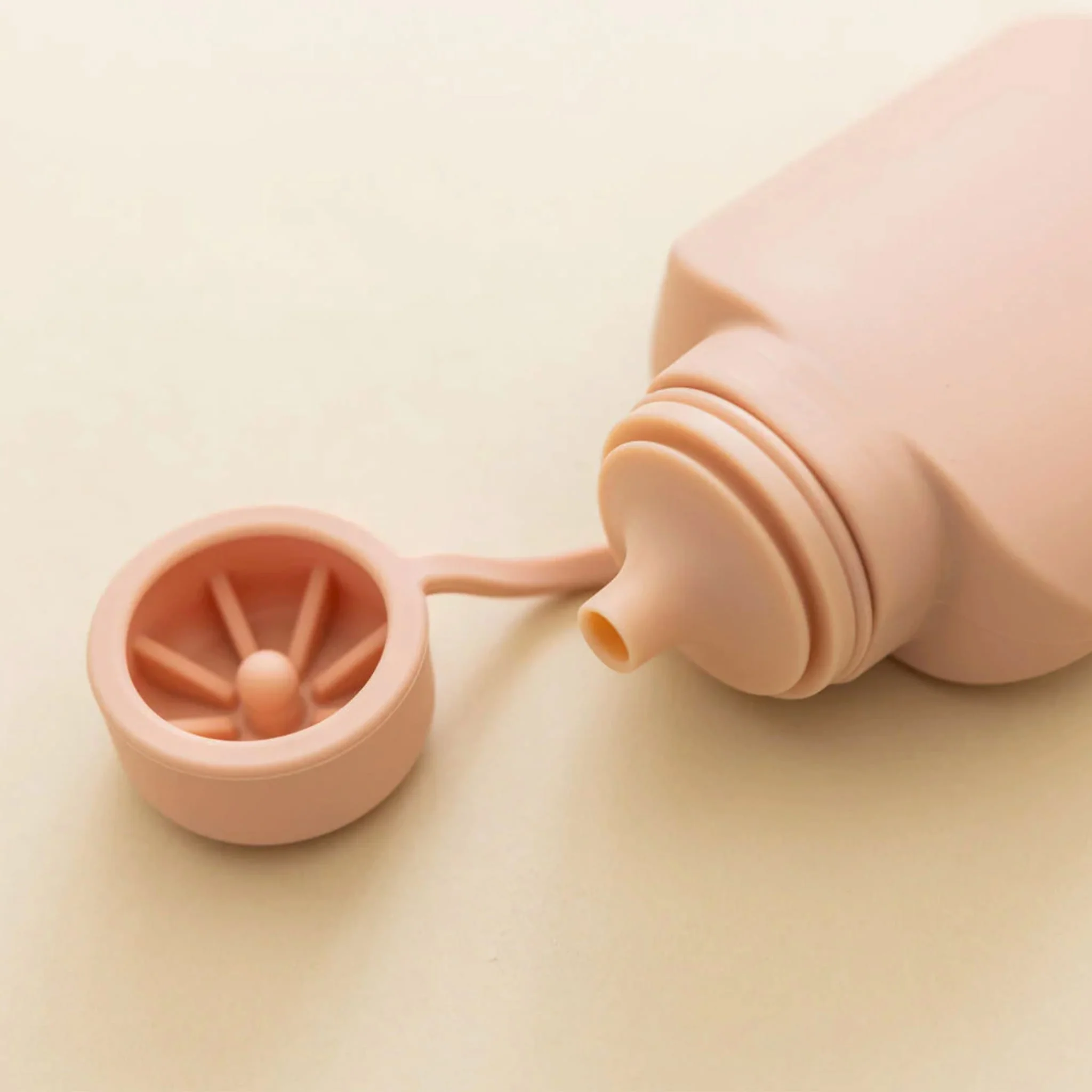 Bouteille à Smoothie / Compote - Silicone - Image 2