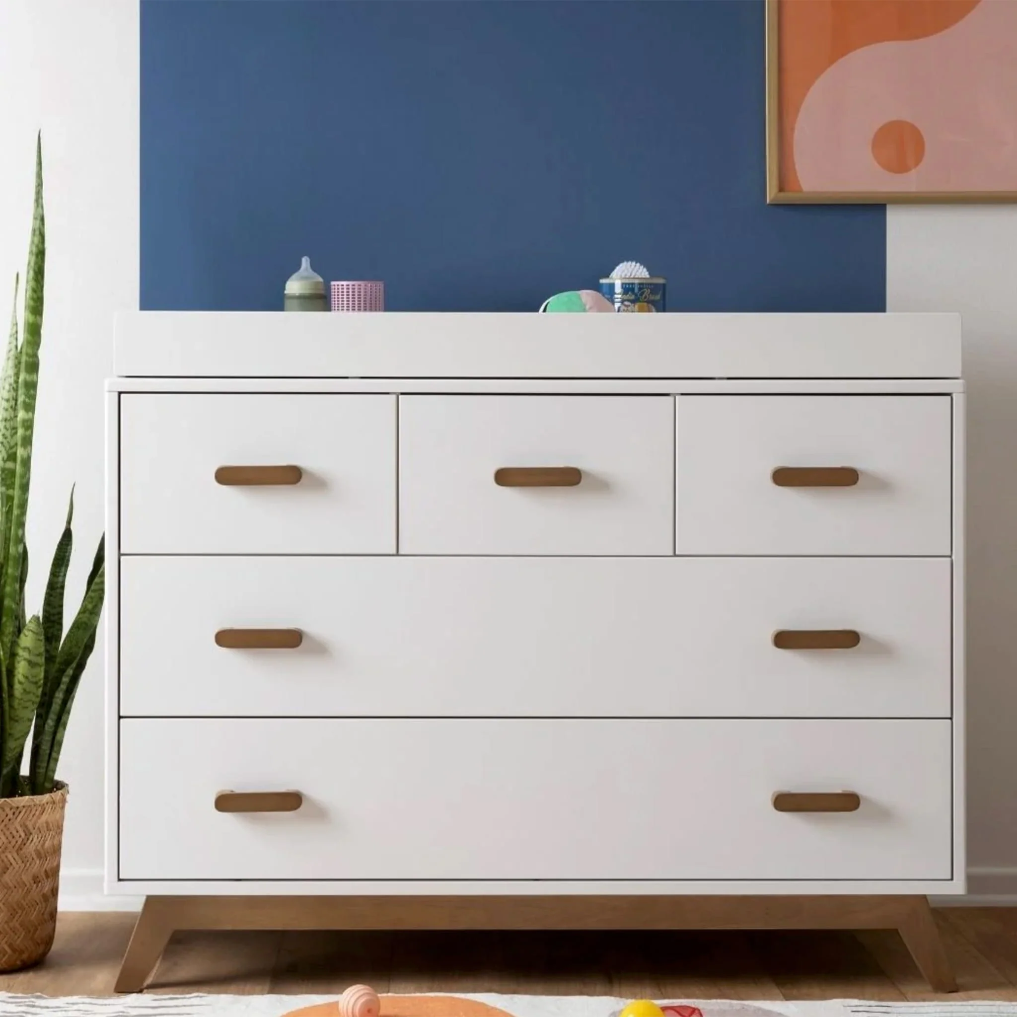 Commode 5 tiroirs Soho - Blanc / Noyer - Image 7