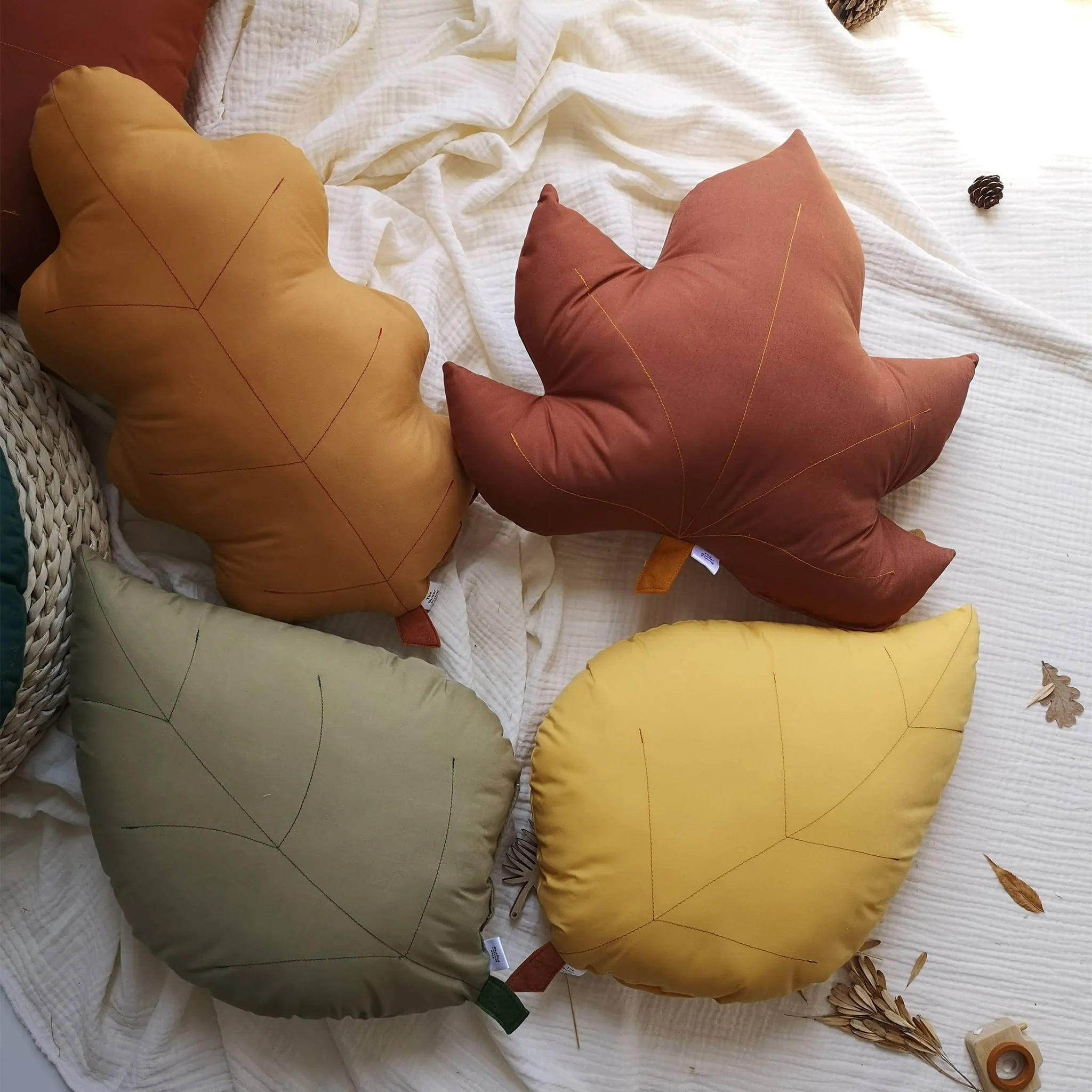 Coussin Feuille de Frêne - Olive - Image 3