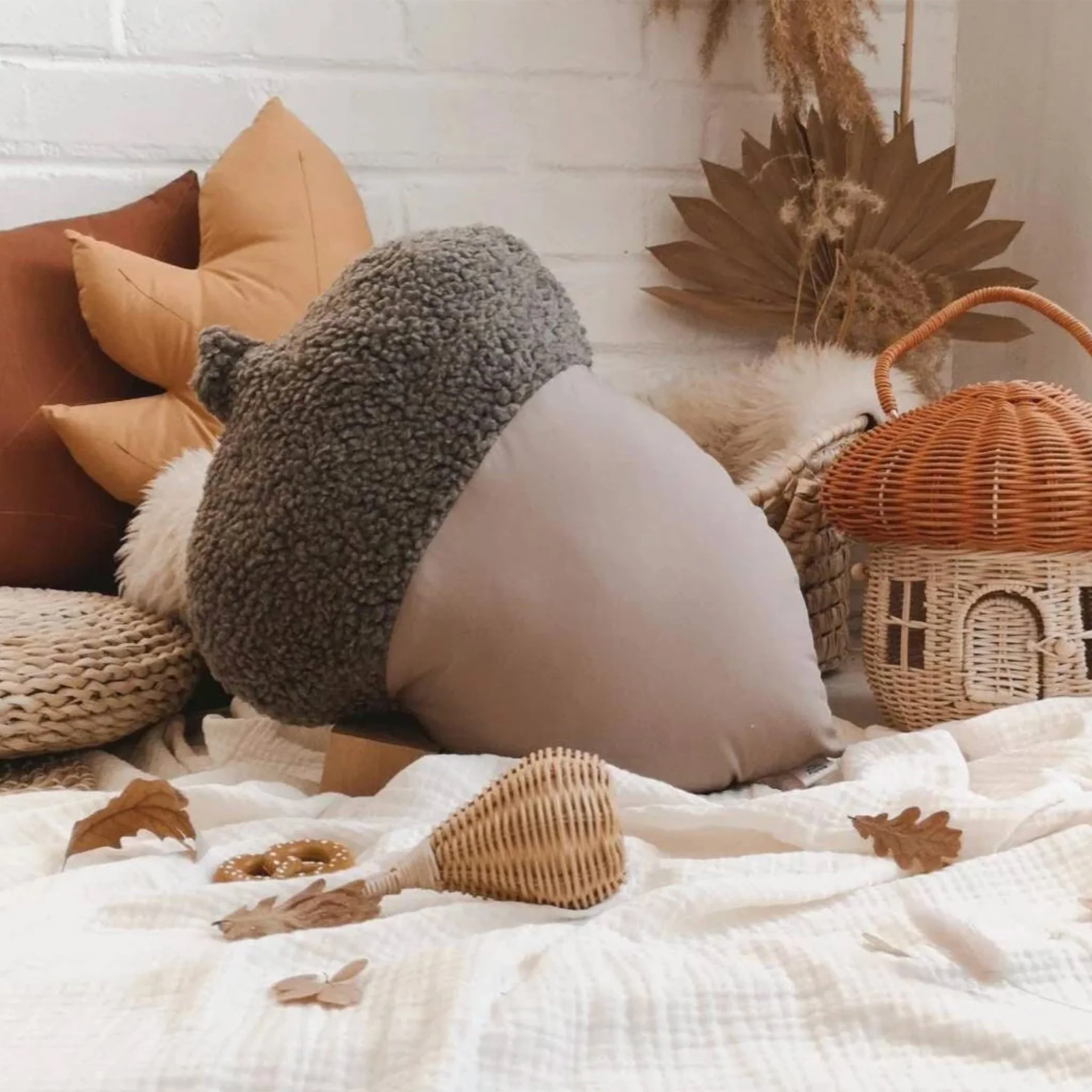 Coussin Gland De Chêne - Taupe - Image 3
