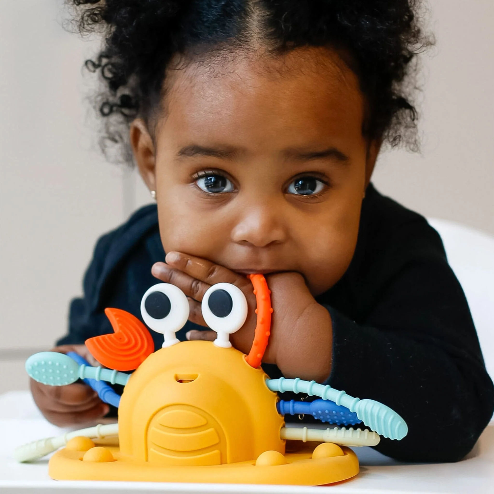 Jouet à Ventouse Multisensoriel en Silicone - Crabe - Image 2