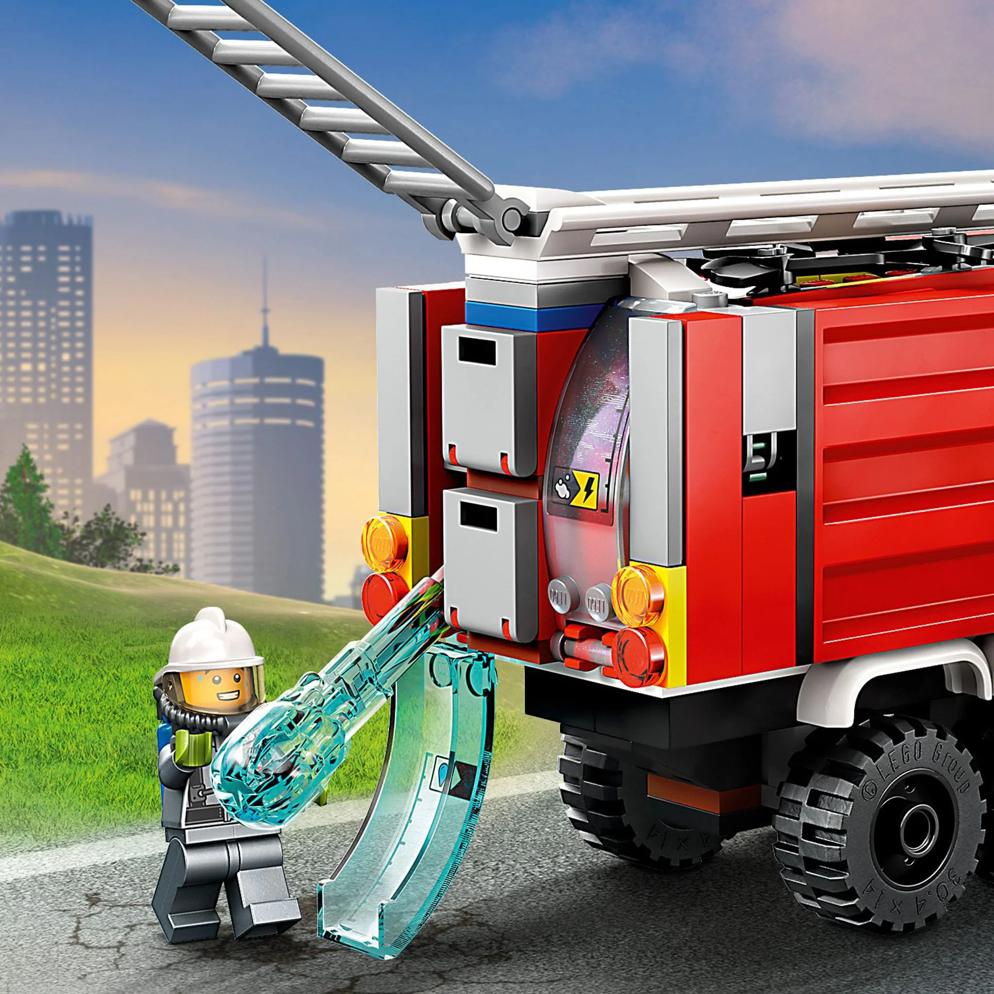 LEGO® City Le camion de commandement de pompiers - Image 5