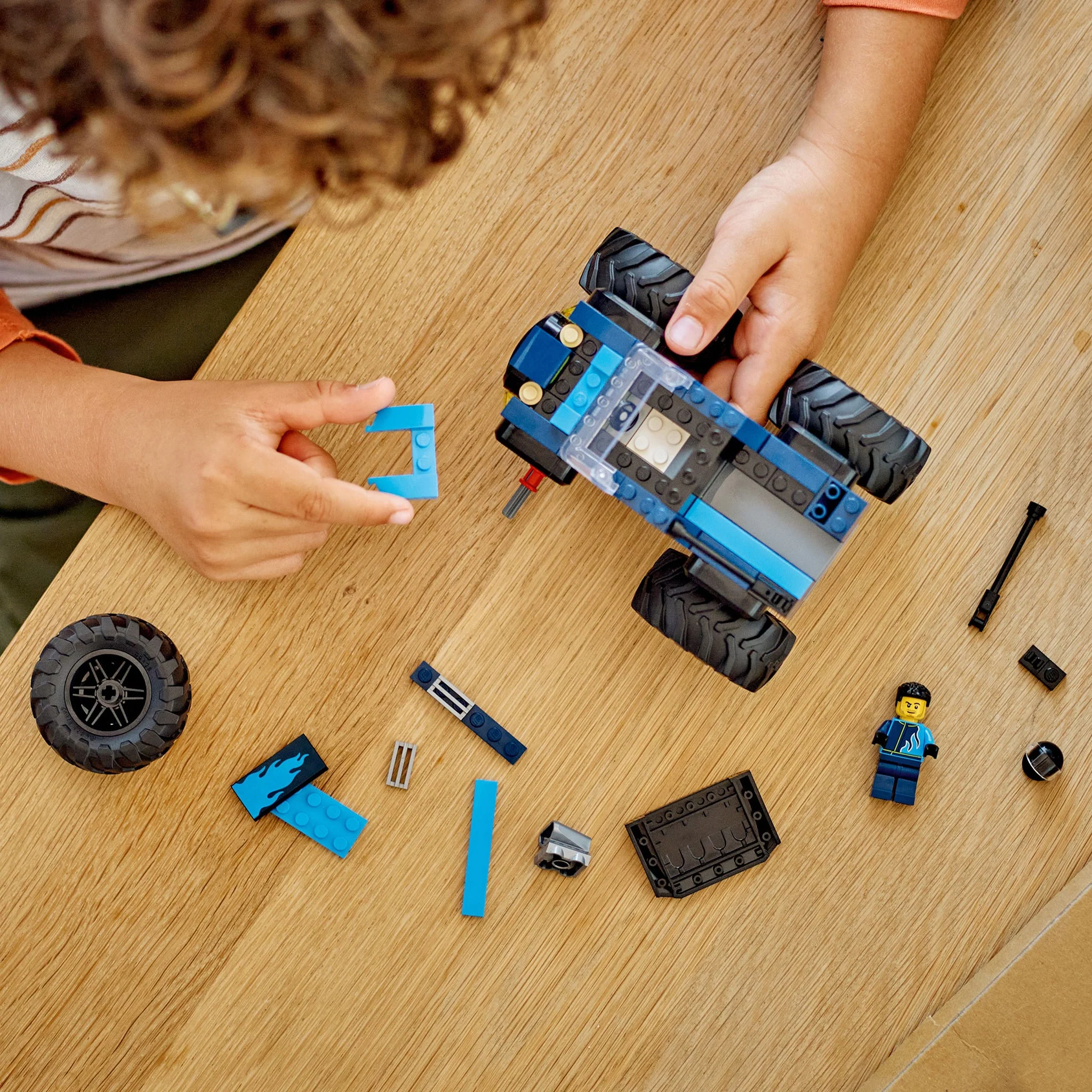 LEGO® City Le camion monstre bleu - Image 3