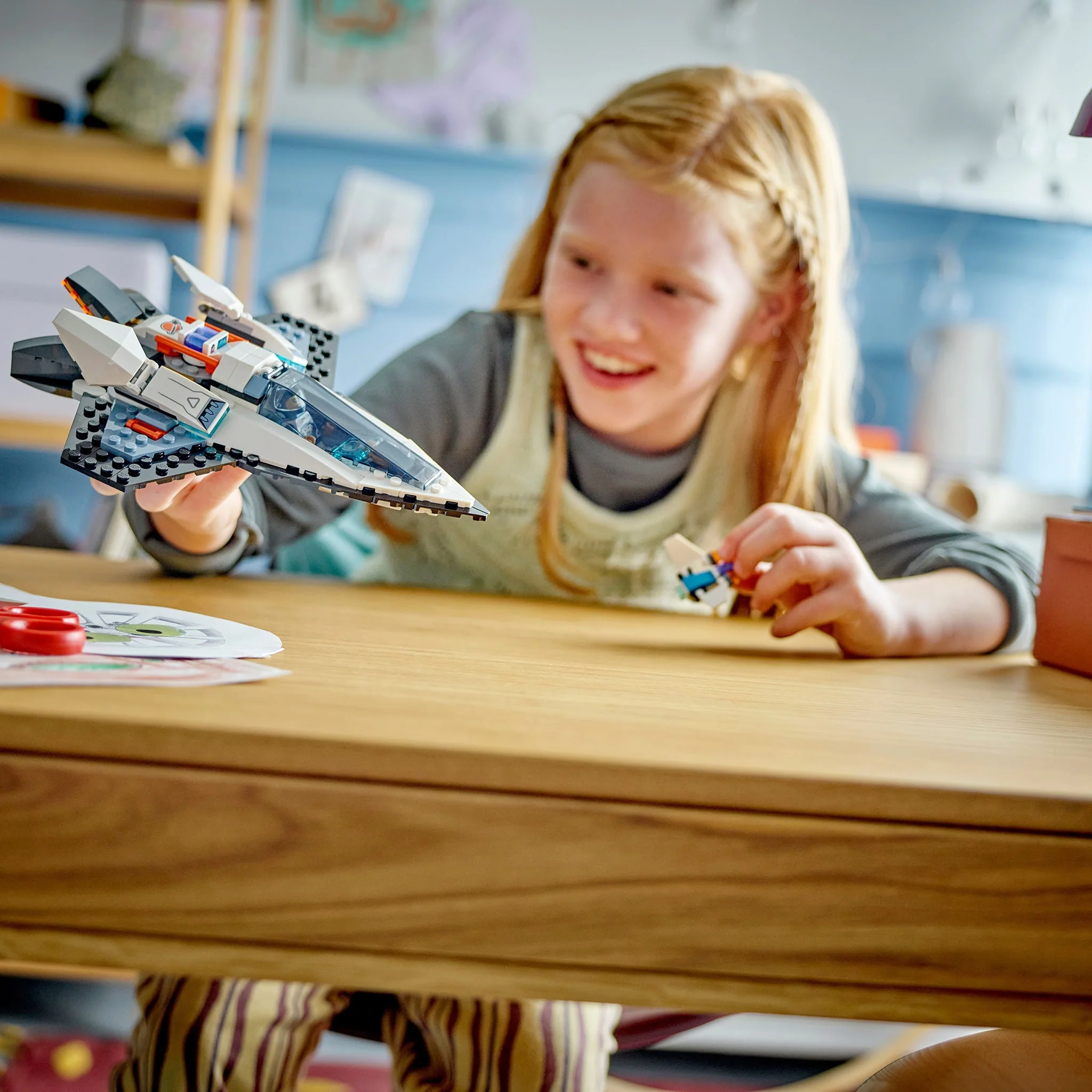LEGO® City Le vaisseau interstellaire - Image 4