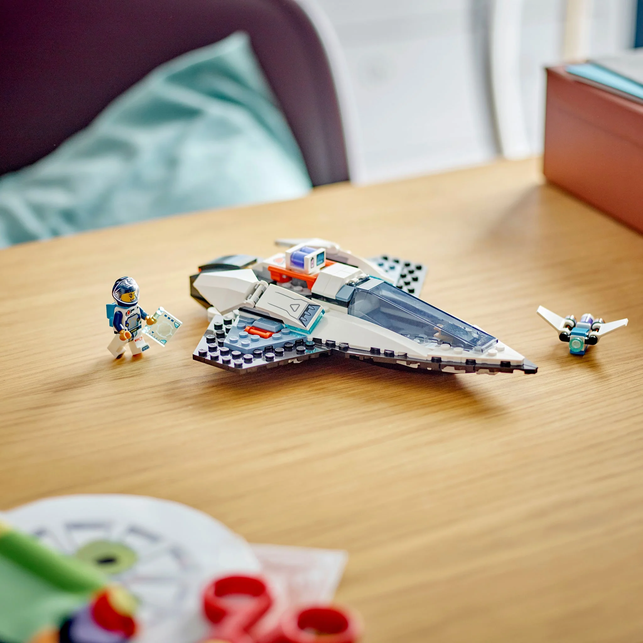 LEGO® City Le vaisseau interstellaire - Image 5