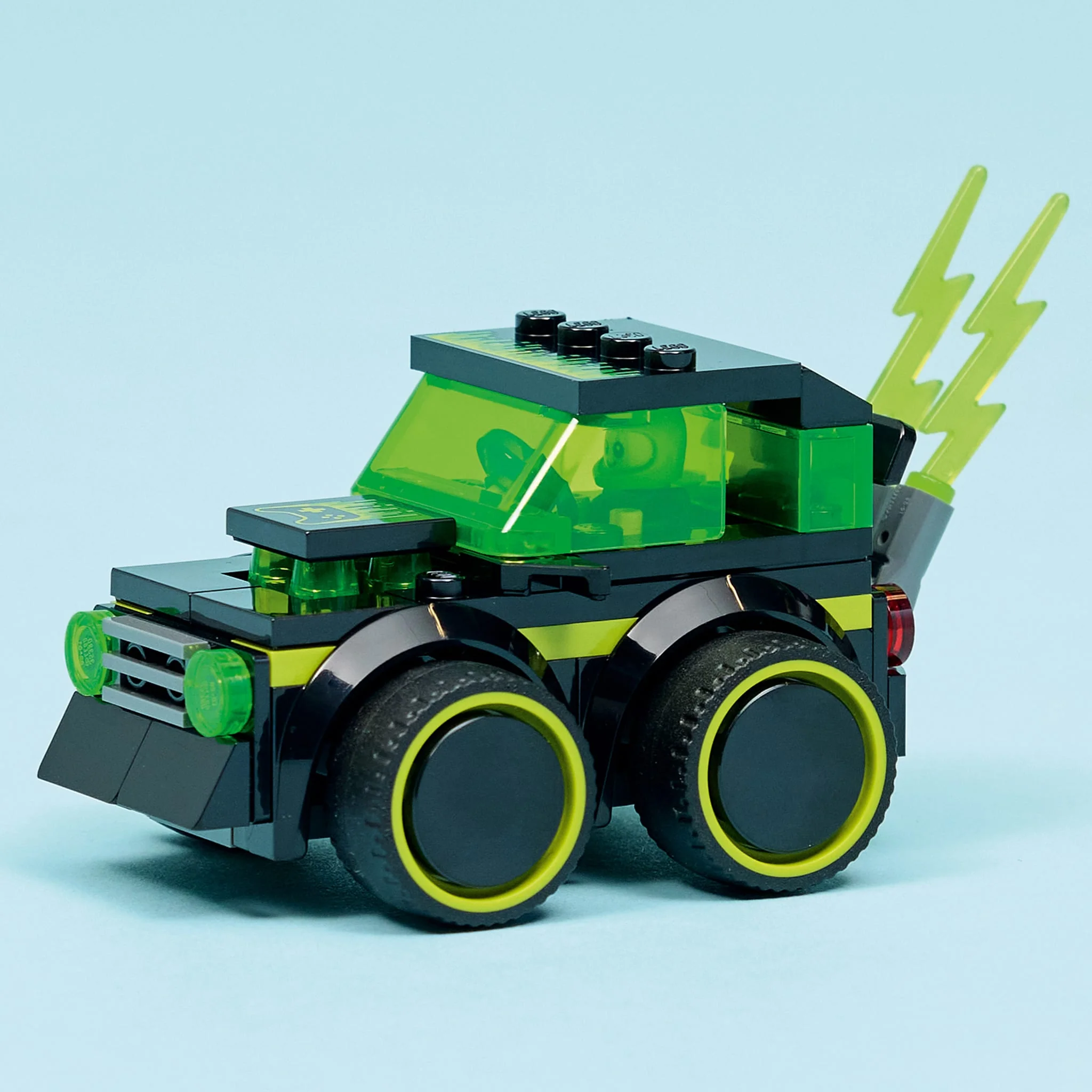 LEGO® City Véhicules – La voiture de course de jeux vidéo - Image 4