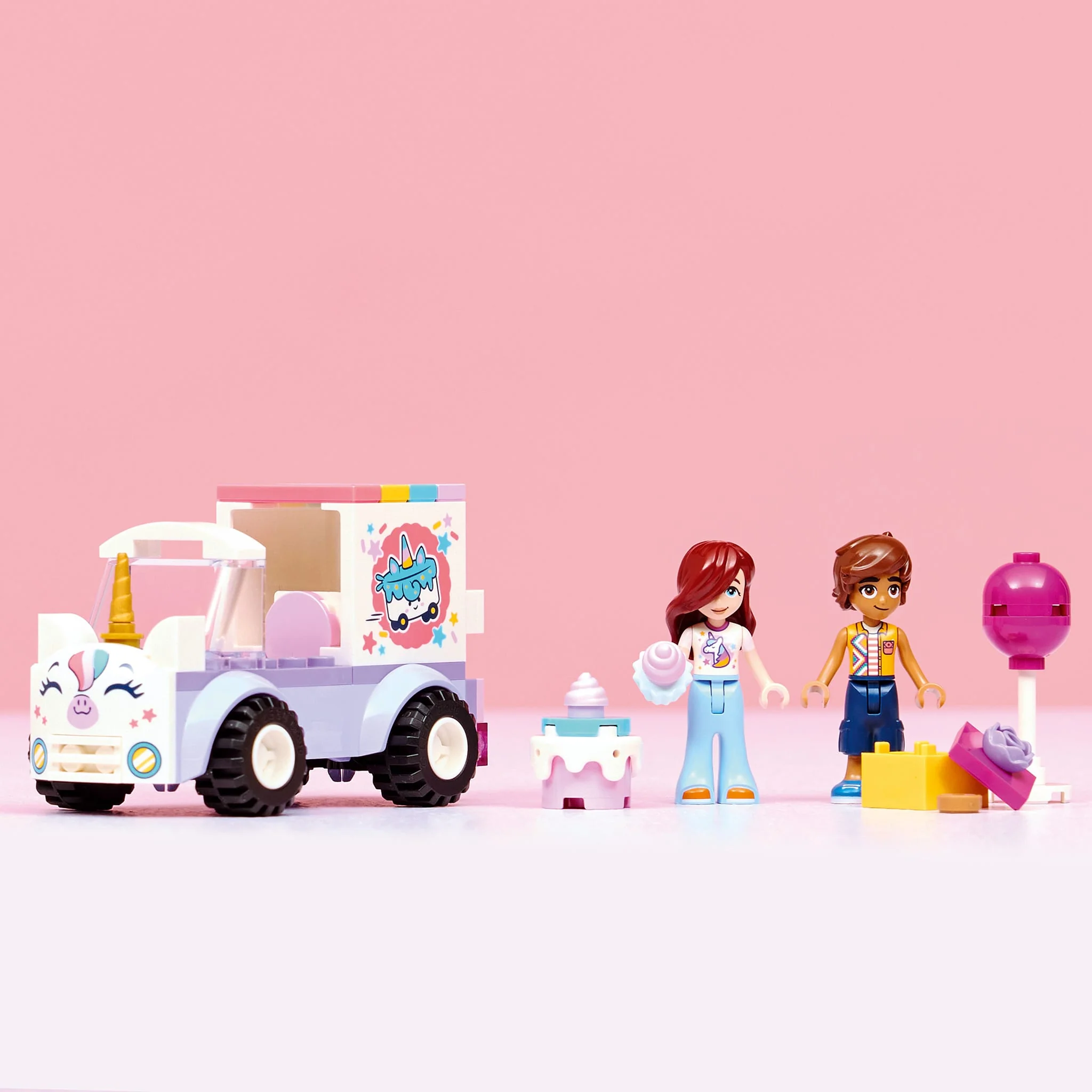 LEGO® Friends La voiture de livraison de gâteaux licorne - Image 6
