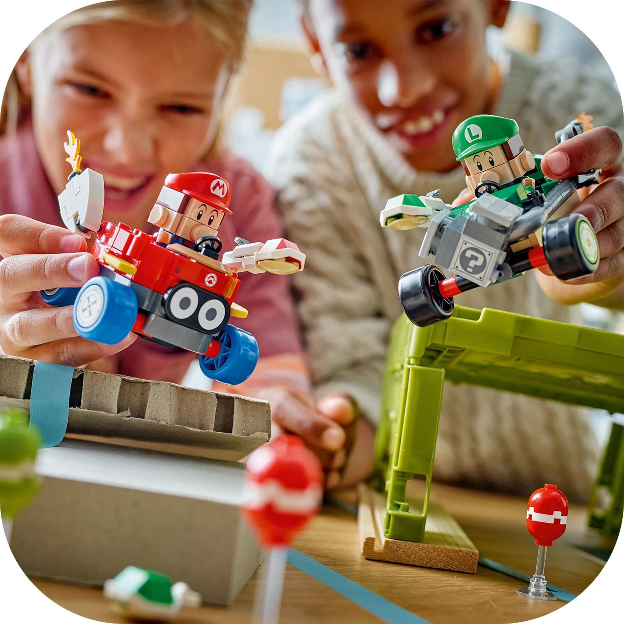 LEGO® Super Mario™ : Mario Kart™ – Bébé Mario contre Bébé Luigi - Image 6