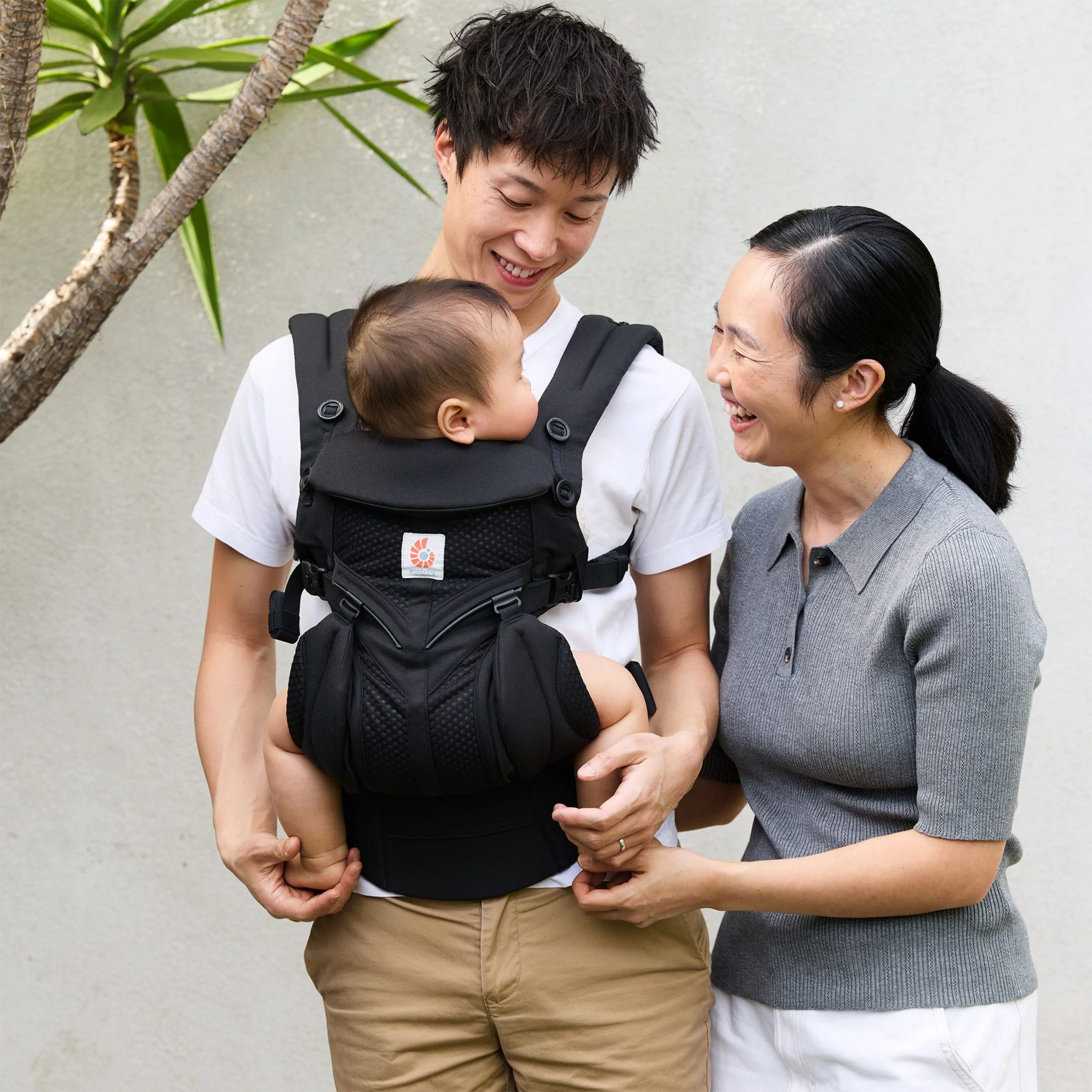 Porte-bébé Omni Classic Mesh - Onyx Noir - Image 12