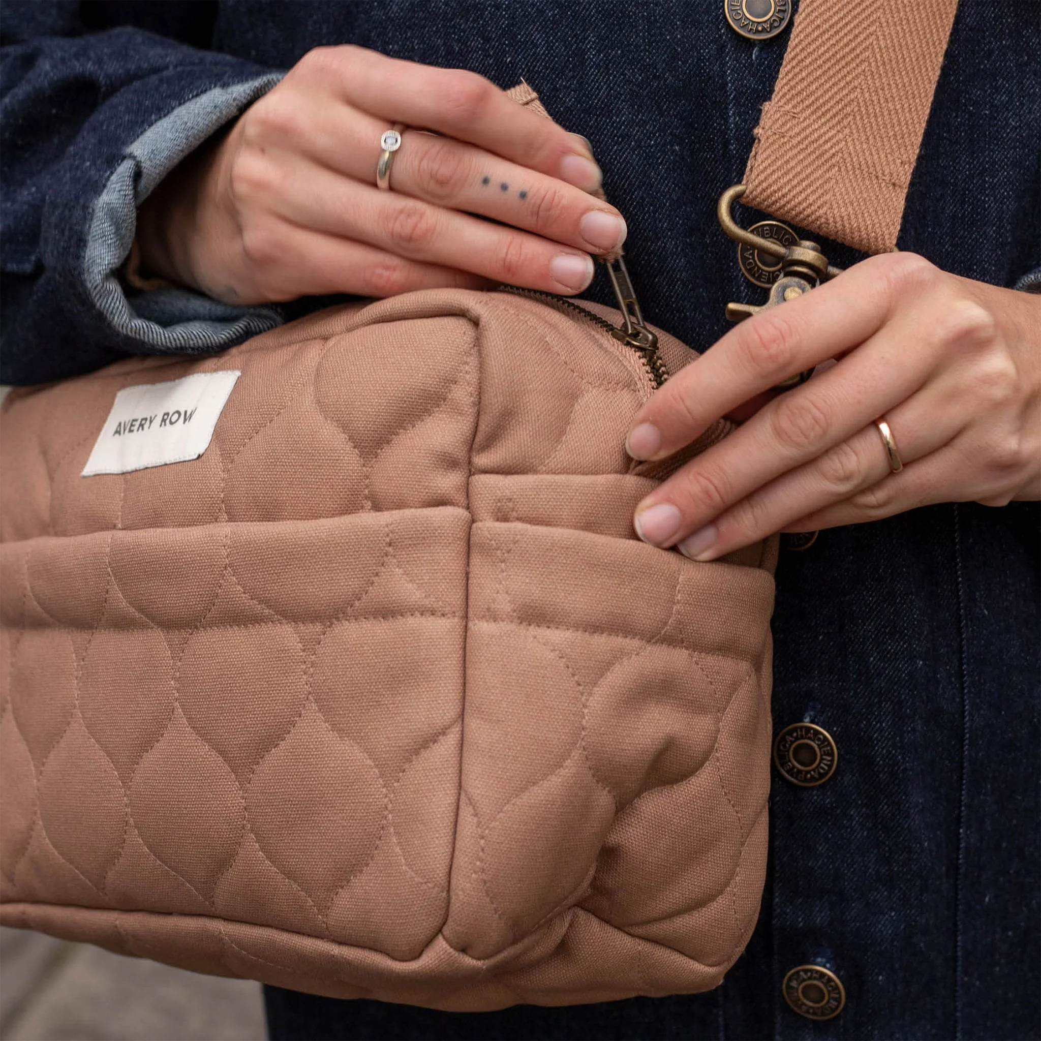 Sac Organisateur pour Poussette - Latte - Image 4