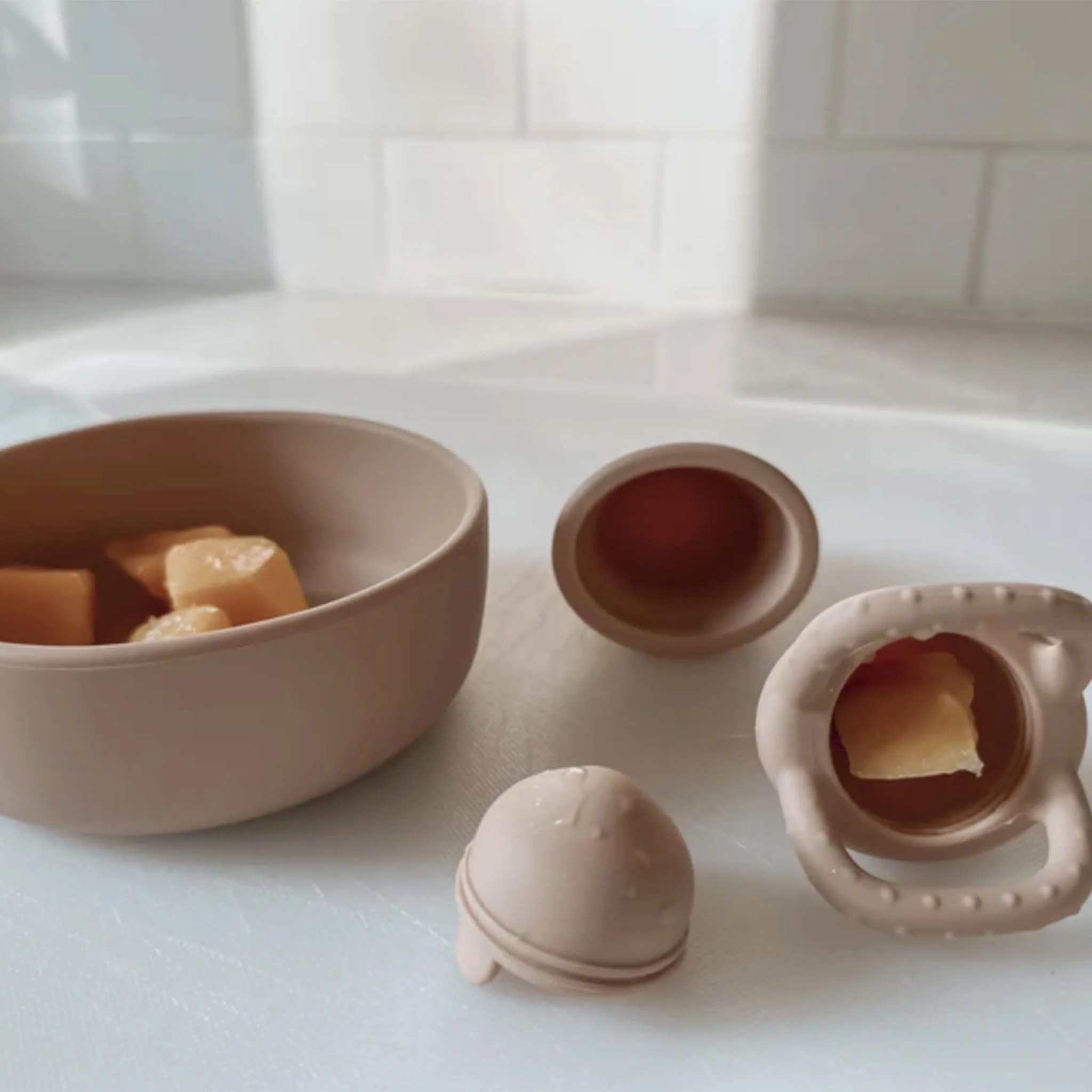 Tétine Alimentaire - Blush - Image 3